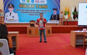 Pj Bupati Barsel Jadi Dosen Tamu Kuliah Umum FISIP UPR 