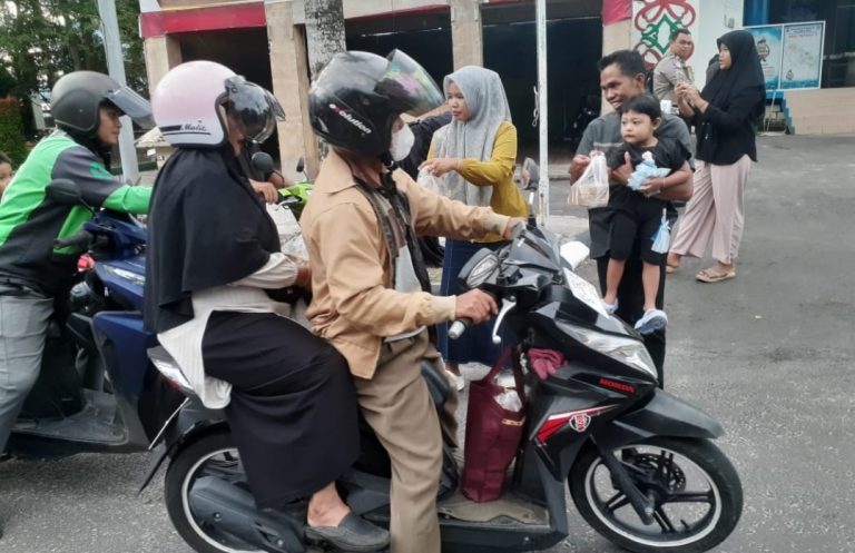 Keluarga Besar Syahridi Manfaatkan Ramadan untuk Berbagi