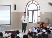 Santri Diajak Lawan FOMO dan Investasi Bodong Lewat Literasi Keuangan Syariah