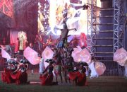 Parade Budaya Tampilkan Ragam Warna Nusantara dari Bumi Tambun Bungai