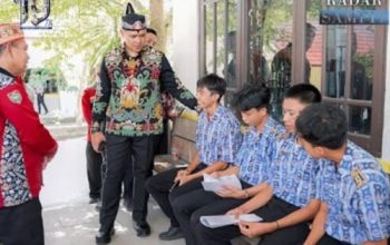 Setiap Kamis, Siswa SMA Kalteng Wajib Gunakan Bahasa Daerah dan Pakaian Adat