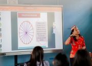TV Interaktif Ubah Wajah Belajar Siswa Pedalaman Kalteng