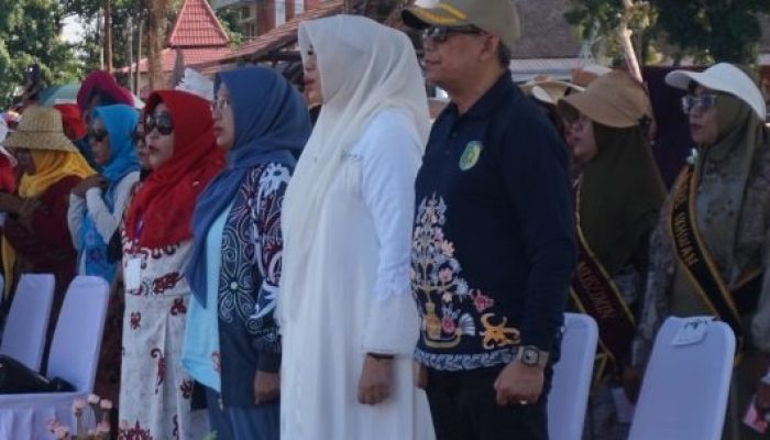 Pekan Muharram Dimeriahkan Jalan Santai Muslimah