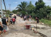 Gotong Royong Warga Palangka Raya Warnai HUT ke-80 RI