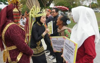 Avina Fairid Ajak Warga Syukuri Bantuan RTLH