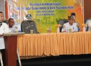 Wali Kota Palangka Raya Fairid Naparin Buka Pelatihan Usaha Mikro
