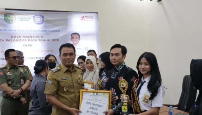 Palangka Raya Kukuhkan Duta Trantibum, Cetak Pelajar Sadar Hukum