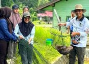 Barito Utara Perkuat Ketahanan Pangan Nasional Lewat Panen Bibit Ikan di Lahei