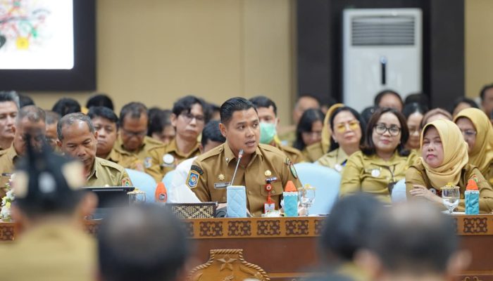 Kalteng Siapkan Program Pendidikan Gratis Hingga Seragam