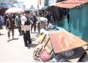 Pemerintah Katingan Gelar Penertiban Humanis di Pasar Hampalit