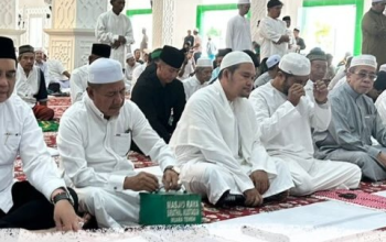 Shalat Jumat Jadi Ruang Penguatan Keimanan Umat di Muara Teweh