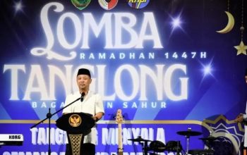 Eddy Raya Samsuri Lepas Peserta Bagarakan Sahur Buntok Meriah