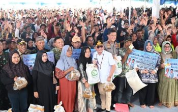 Pemprov Kalteng Perkuat Jaring Pengaman Sosial, Ribuan Paket Bantuan Disalurkan di Kotawaringin Barat