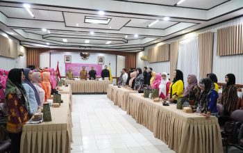 Perempuan Kotim Didorong Cakap Kelola Keuangan Syariah Melalui SICANTIKS