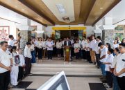 UPR Laksanakan Pelepasan Jenazah Mantan Rektor Napa Awat Khidmat