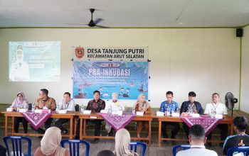 Pra-Inkubasi EKI Tingkatkan Literasi Keuangan Nelayan Tanjung Putri