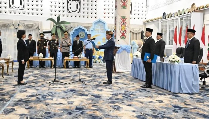Resmi Jabat Pj Sekda Kalteng, Linae Victoria Aden Diminta Perkuat Sinergi dan Kinerja Birokrasi