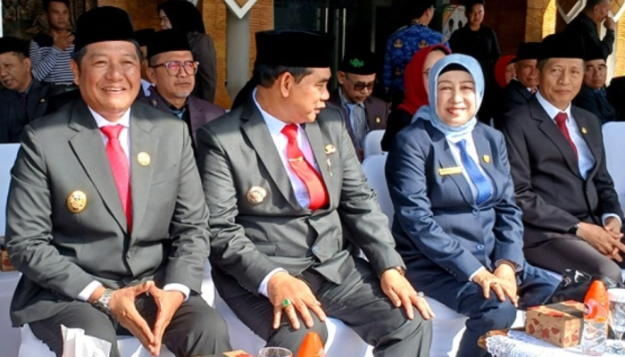Ketua DPRD Barito Utara Hadiri Upacara Hardiknas 2026 Khidmat