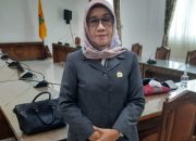 Siti Nafsiah Soroti Anjloknya Harga Cabai di Kapuas