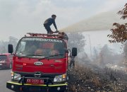 Karhutla Bukit Liti Padam, Tim Gabungan Berjuang di Gambut