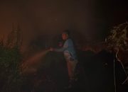 Karhutla Palangka Raya Melanda Lahan Gambut Petuk Ketimpun Hingga Usai Dini Hari 