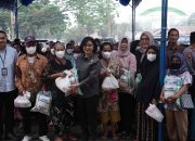 Gubernur Salurkan Bantuan Pangan untuk Warga Pulang Pisau