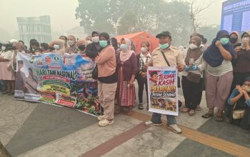 Tani Merdeka dan APPSI Salurkan Bantuan untuk Warga Karhutla